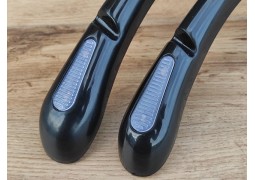 Плечики з шир. плечем (глянцева з протектором) 44х4см. коробка 200шт.